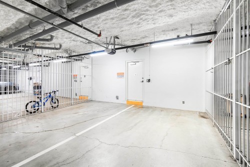 5-1133 Ridgewood Drive, North Vancouver, BC 