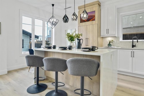 2-3216 Venables Street, Vancouver, BC 