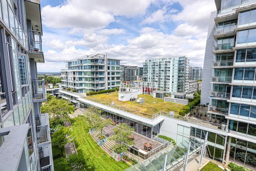 1001-6951 Elmbridge Way, Richmond, BC 