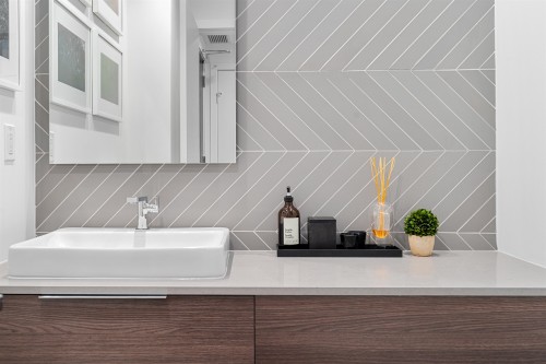 2402-450 Westview Street, Coquitlam, BC 