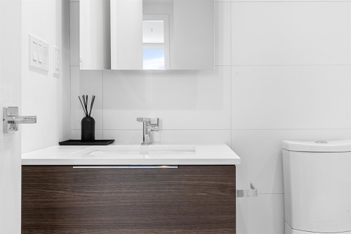 2402-450 Westview Street, Coquitlam, BC 