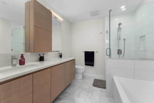 2107-4168 Lougheed Highway, Burnaby, BC 