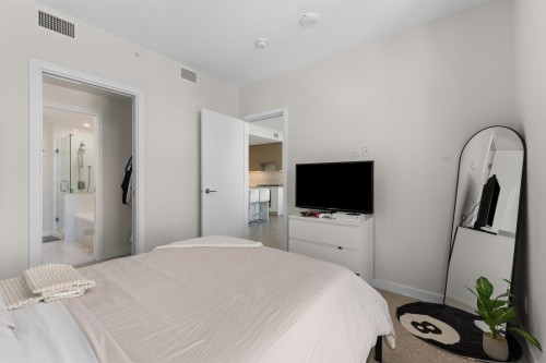 2107-4168 Lougheed Highway, Burnaby, BC 