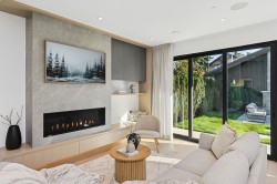 2-3036 14th Avenue W Vancouver, BC V6K 2X8