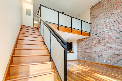 201-10 Renaissance Square, New Westminster, BC 