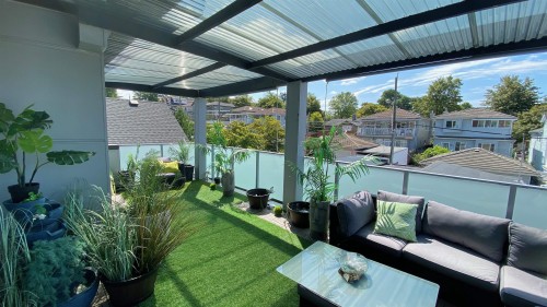 2460 19Th Avenue E, Vancouver, BC 