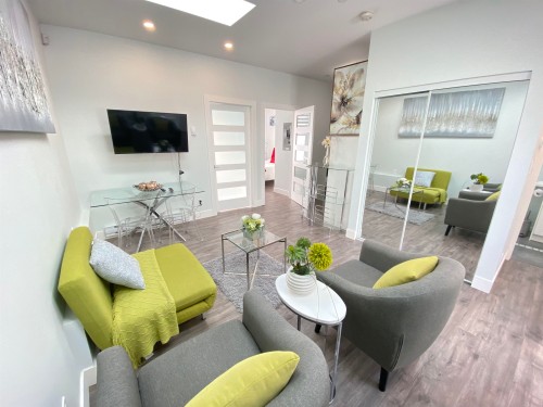 2460 19Th Avenue E, Vancouver, BC 