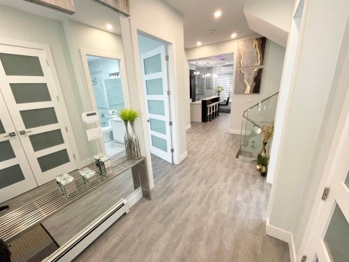 2460 19Th Avenue E, Vancouver, BC 