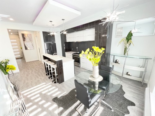 2460 19Th Avenue E, Vancouver, BC 