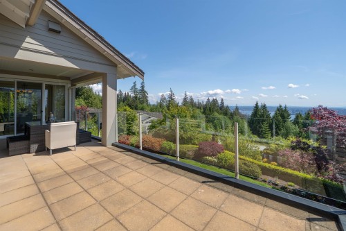 2356 Kadlec Court, West Vancouver, BC 