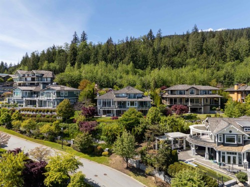 2356 Kadlec Court, West Vancouver, BC 