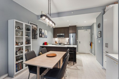 002-9060 University Crescent, Burnaby, BC 