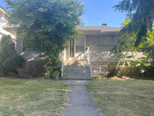 5010 Lorraine Avenue  Burnaby, BC V5G 2S2