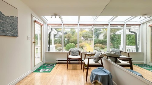 316 Queens Road W, North Vancouver, BC 