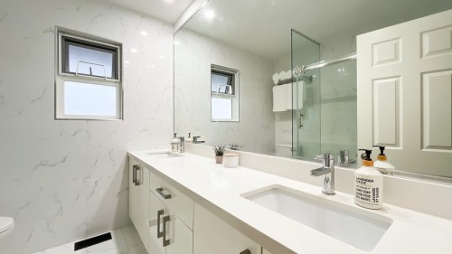 316 Queens Road W, North Vancouver, BC 