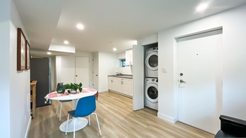 316 Queens Road W, North Vancouver, BC 