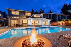 5271 Cambridge Court  Delta, BC V4M 3Z1