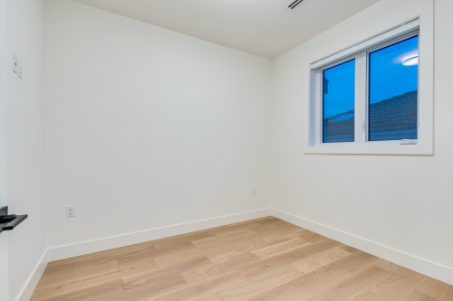 2261 35Th Avenue E, Vancouver, BC 