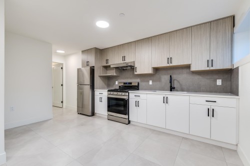 2261 35Th Avenue E, Vancouver, BC 