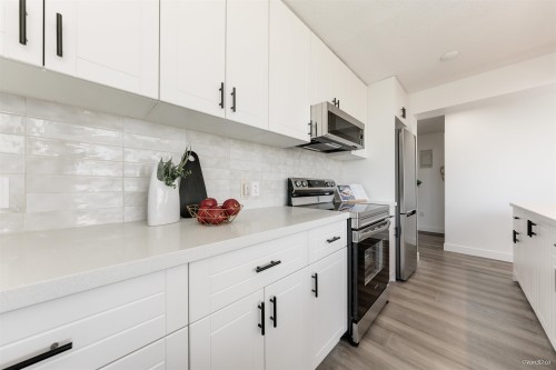 2407-1850 Comox Street, Vancouver, BC 