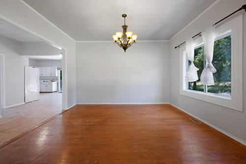 12323 248 St Street, Maple Ridge, BC 