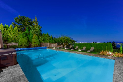 1391 Chartwell Drive, West Vancouver, BC 