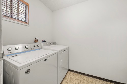 567 Clare Avenue, Burnaby, BC 