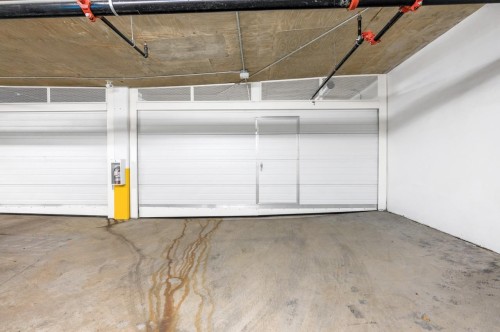 204-1009 Laurier Avenue, Vancouver, BC 