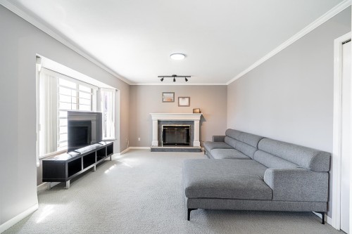 10288 Hall Avenue, Richmond, BC 