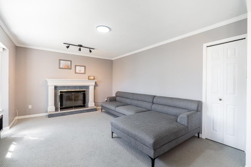 10288 Hall Avenue, Richmond, BC 