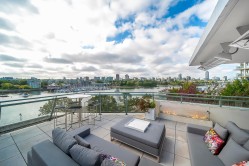 606-1288 Marinaside Crescent  Vancouver, BC V6Z 2W5