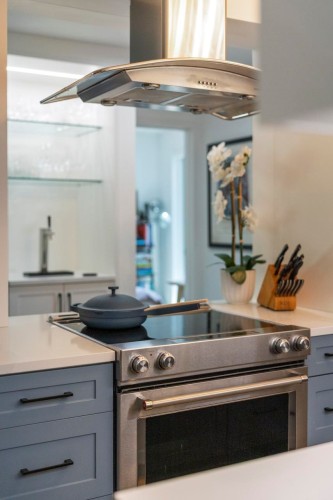 204-2410 Cornwall Avenue, Vancouver, BC 