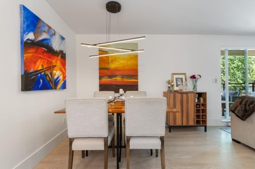 204-2410 Cornwall Avenue, Vancouver, BC 