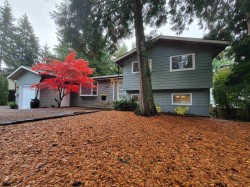 2568 The Boulevard  Squamish, BC V8B 0P1