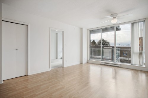 306-7080 No. 3 Road, Richmond, BC 