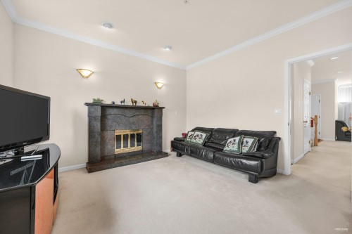 6388 Laburnum Street, Vancouver, BC 