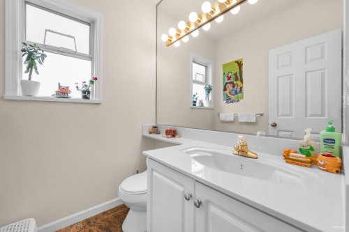 6388 Laburnum Street, Vancouver, BC 