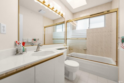 6388 Laburnum Street, Vancouver, BC 