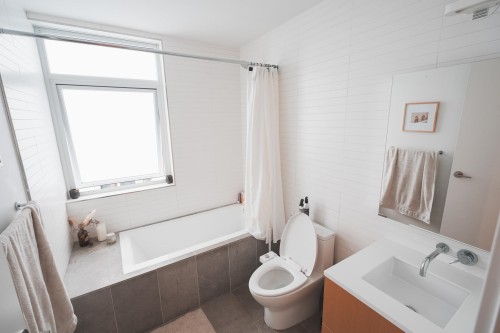 2208 Willow Street, Vancouver, BC 