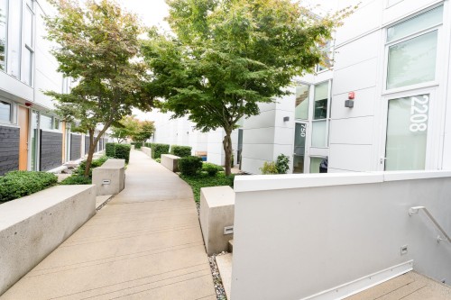 2208 Willow Street, Vancouver, BC 