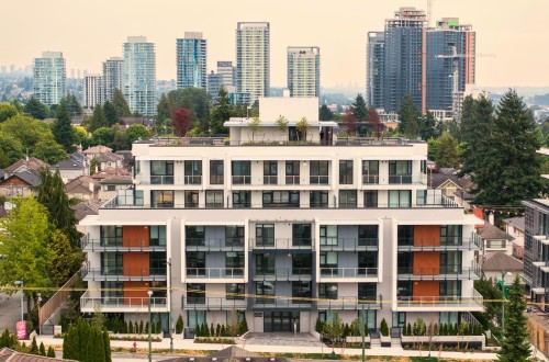202-8398 Oak Street  Vancouver, BC V6P 4A9