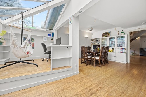 3825 31St Avenue W, Vancouver, BC 