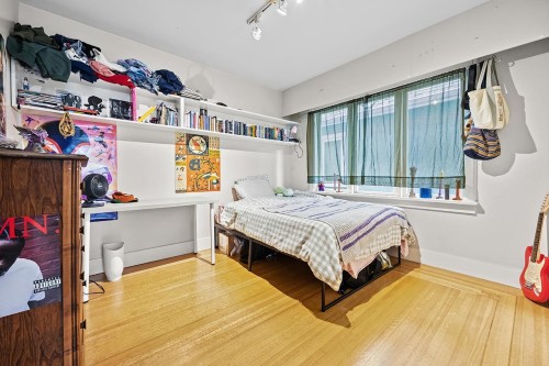 3825 31St Avenue W, Vancouver, BC 