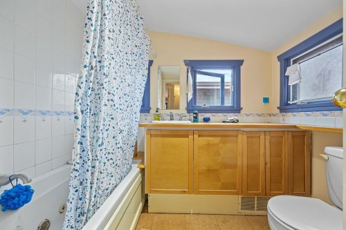 3825 31St Avenue W, Vancouver, BC 