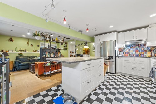 3825 31St Avenue W, Vancouver, BC 