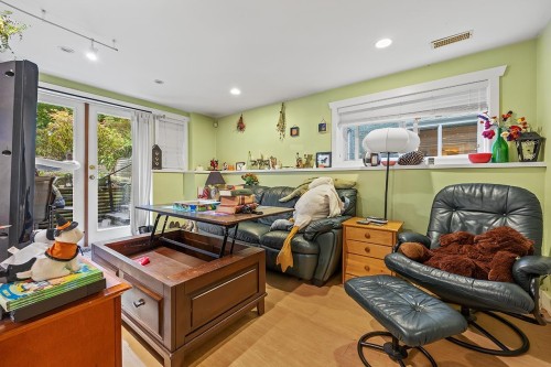 3825 31St Avenue W, Vancouver, BC 