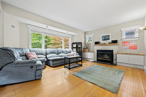 3825 31St Avenue W, Vancouver, BC 