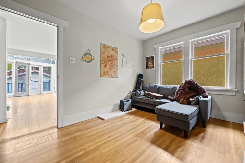 3825 31St Avenue W, Vancouver, BC 