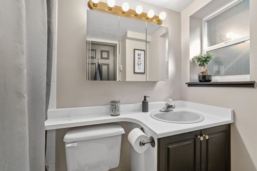 2560 Haversley Avenue, Coquitlam, BC 