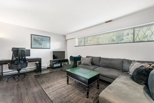 2560 Haversley Avenue, Coquitlam, BC 